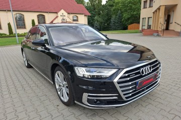 Zarejestrowany - ubezpieczony - benzyna - 3,0 - 340 KM